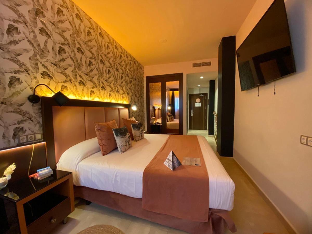 On Aleta Designed For Adults Hotel 4*