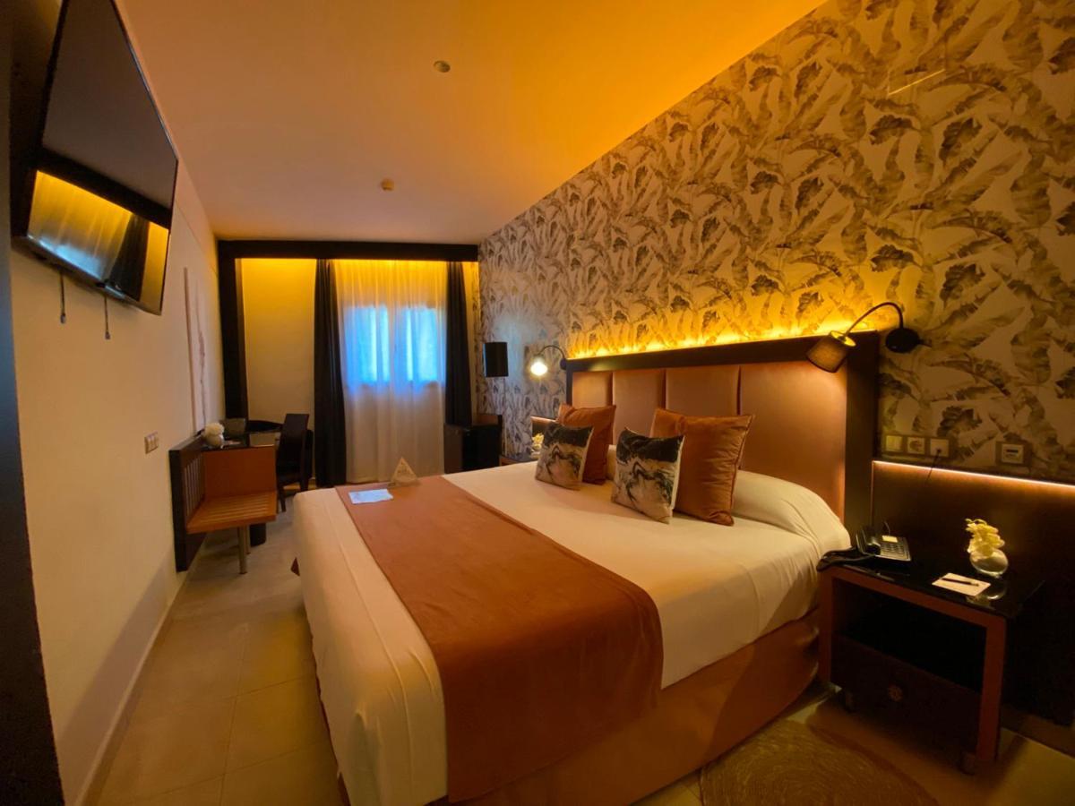 On Aleta Designed For Adults 4* Almunecar